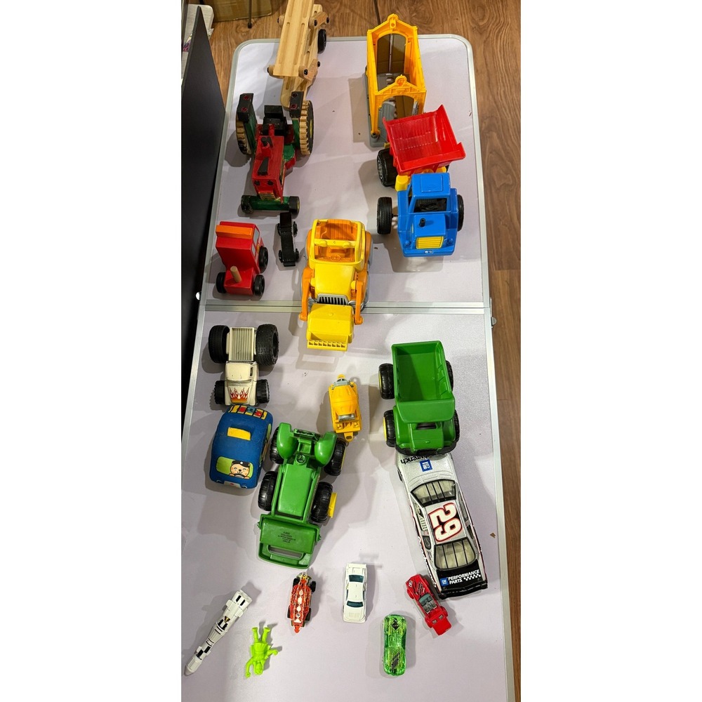 Mixed Toy‎ Vehicle Lot Trucks Tractors Cars John Deere NASCAR